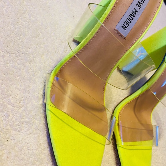 Brand New Neon Lime Heels - Size 6.5 M - Heel Height 4.5 “ - box 4 - Picture 3 of 7